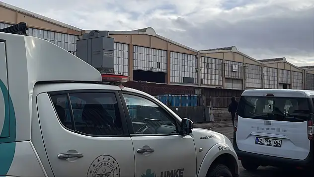 Konya'da dondurma deposunda 1 işçi hastaneye kaldırıldı