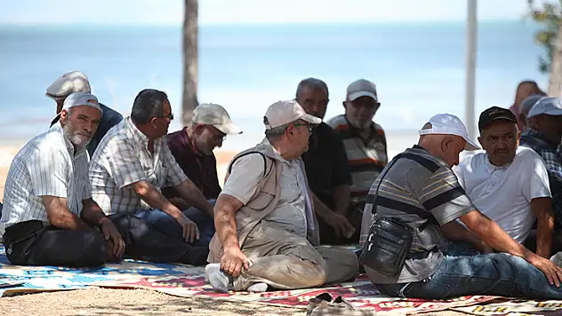 Konya'da emeklilerin piknik keyfi