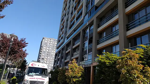 Konya'da eşinin kapısına dayanan öfkeli koca ekipleri alarma geçirdi