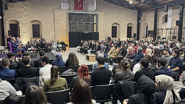 Konya'da Gençlik Buluşmasına katılan Bilal Erdoğan Net konuştu