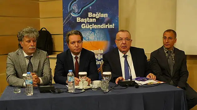 Konya'da göz hekimleri uyardı: 10 yılda 110 milyon kişi glokom hastası olacak