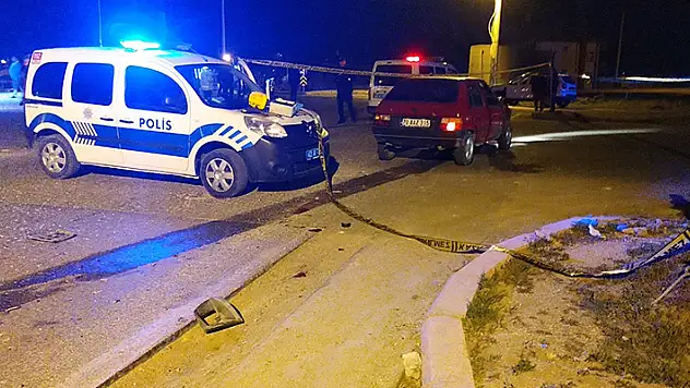 Konya'da hareketli gece! Bir kişiyi vurdu, polisten kaçarken kaza yaptı, kafasına sıktı