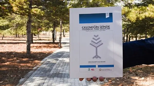 Konya'da hat sanatı eğitiminin lisans düzeyinde gelişimi Selçuk Üniversitesinde başladı
