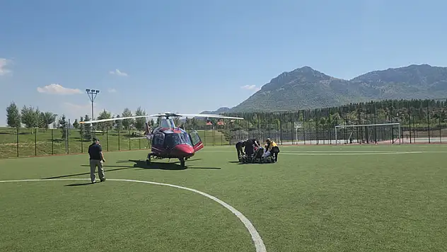Konya'da hava ambulansı felç geçiren hasta için havalandı