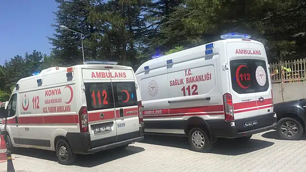 Konya'da iki otomobil çarpıştı: 3 yaralı
