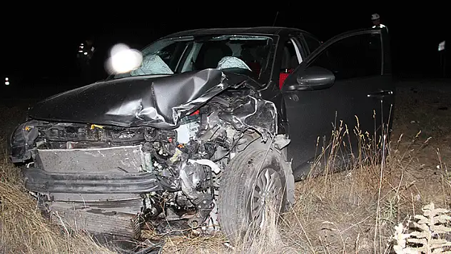 Konya'da iki otomobilin çarpıştığı kazada 6 kişi yaralandı
