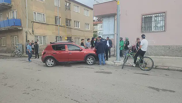 Konya'da iki otomobilin çarpıştığı kazada 7 kişi yaralandı