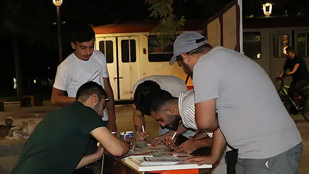 Konya'da ilginç çalışma: Kaleye golü atan fidanı toprakla buluşturuyor