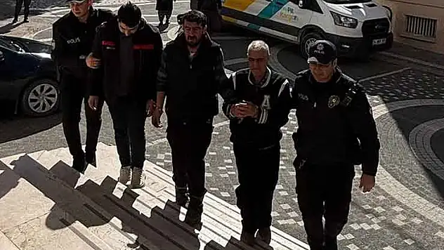 Konya'da kaçak tütün operasyonu: 1 kişi tutuklandı