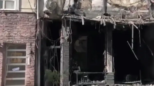 Konya'da kafede çıkan yangında bina harabeye döndü