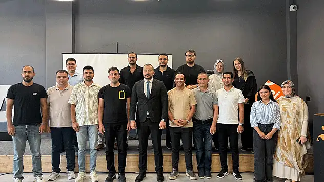 Konya'da kamu görevlilerine 'İçerik Geliştirme ve Tasarımı Eğitimi' verildi