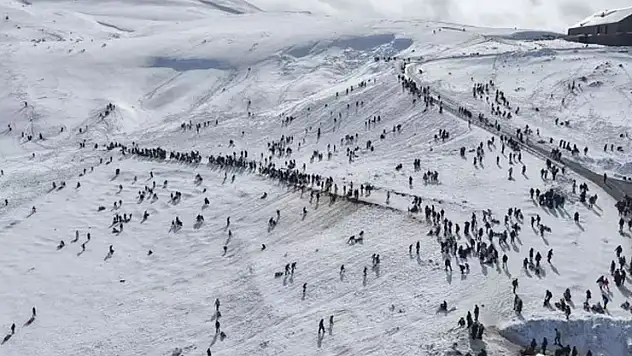 Konya'da kar eğlencesi