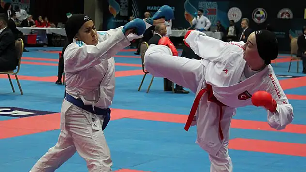 Konya'da Karate 1-Series A müsabakaları başladı
