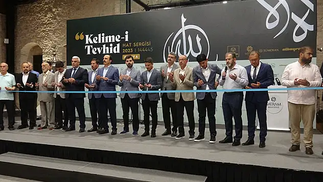 Konya'da 'Kelime-i Tevhid Hat Sergisi' açıldı

