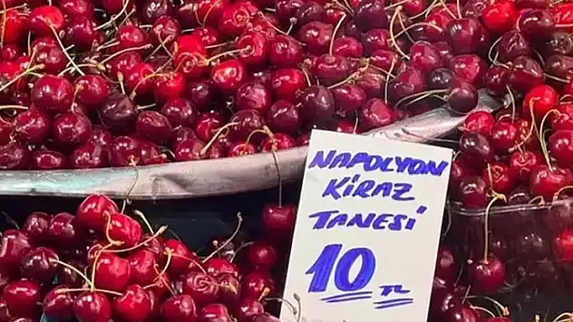 Konya'da kirazın kilosu 1000 tl'ye dayandı: Vatandaş telefona sarıldı