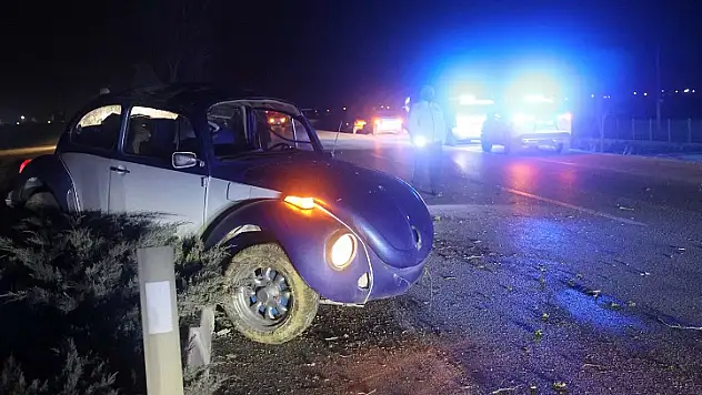 Konya'da kontrolden çıkan otomobil takla attı: 3 yaralı
