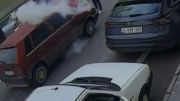Konya'da korkutan araç yangını