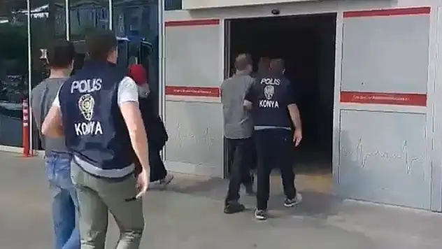 Konya'da kundaklama şüphesiyle tutuklanan avukat ve arkadaşına 1 yıl 8 ay hapis