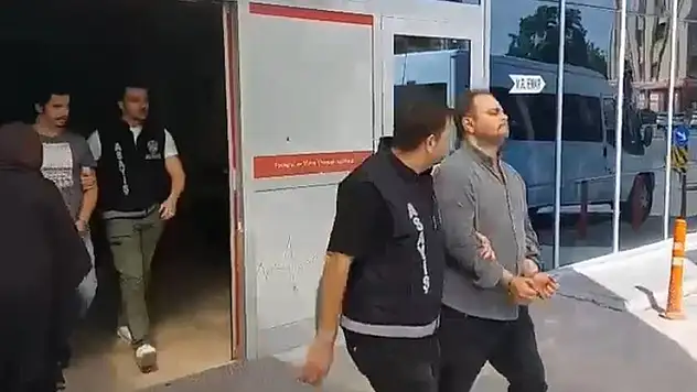 Konya'da kundaklama şüphesiyle tutuklanan avukat ve arkadaşına 9 yıl hapis talebi