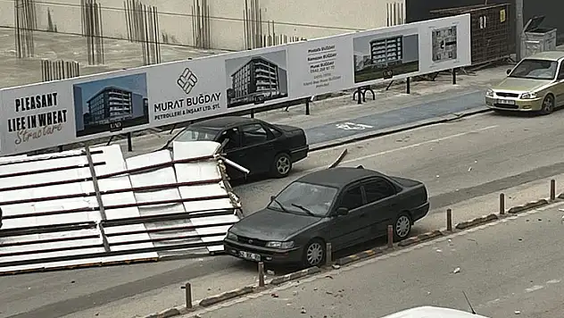 Konya'da kuvvetli rüzgar ve fırtına etkili oluyor