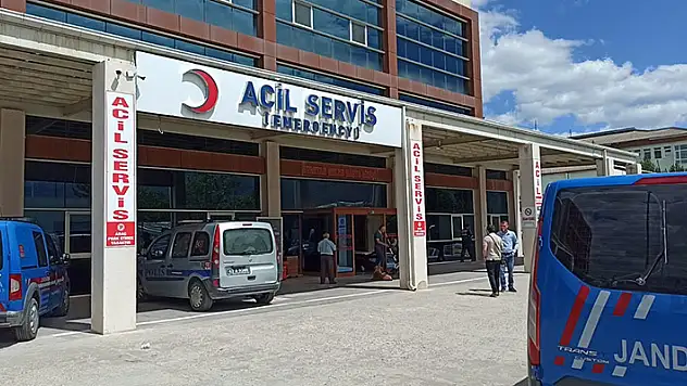 Konya'da merdivenlerden düşen çocuk ağır yaralandı