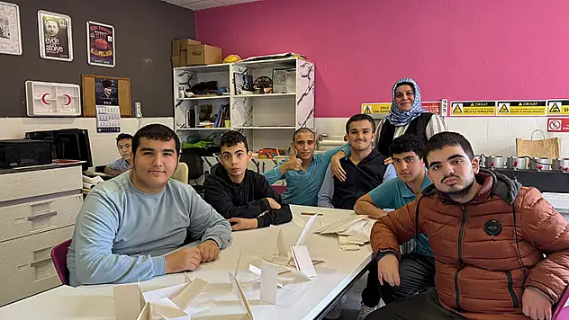Konya'da meslek edinen özel eğitim öğrencileri iş hayatına kazandırılıyor