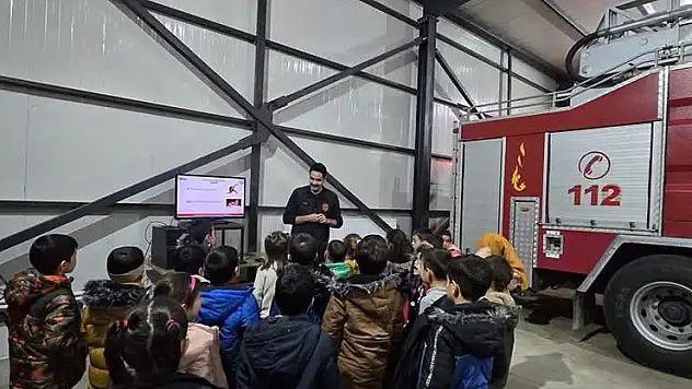 Konya'da miniklere itfaiye ve yangın güvenliği eğitimi verildi