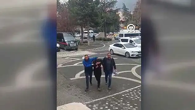 Konya'da motosiklet hırsızlığı yapan 2 zanlıdan biri tutuklandı