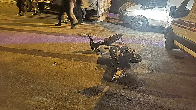 Konya'da motosiklet otomobille çarpıştı: 1 yaralı
