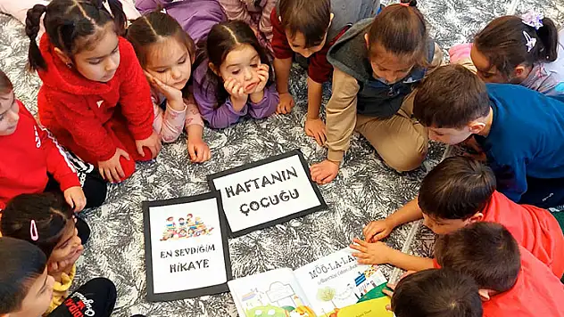 Konya'da 'Okuyan Nesiller Projesi' okullarda hayat buluyor