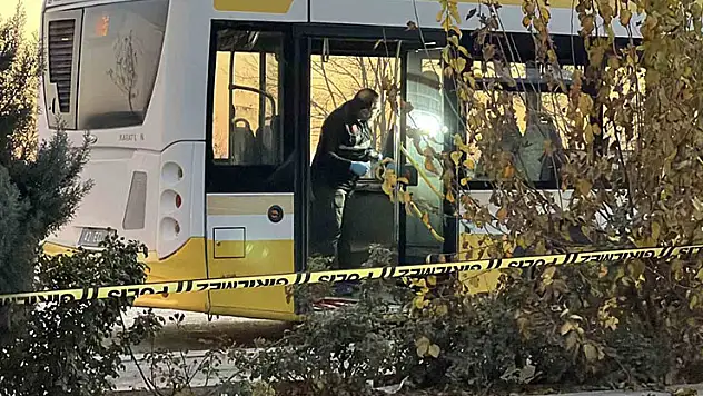 Konya'da otobüsteki tartışmada bıçaklanan genç ağır yaralandı