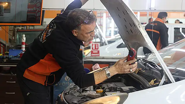 Konya'da otomobil almak istedi, hayatının şokunu yaşadı