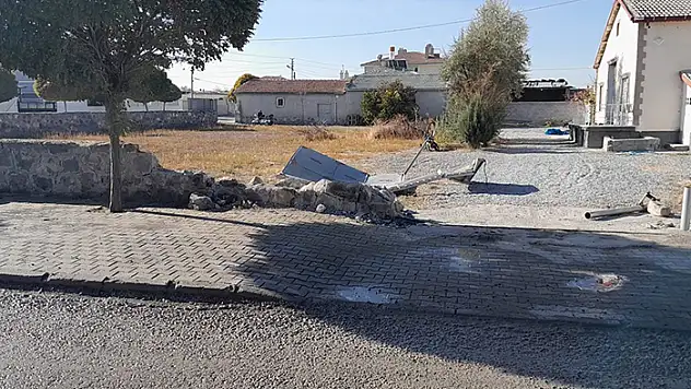 Konya'da otomobil motosiklete çarptı: 1 ölü, 2 yaralı