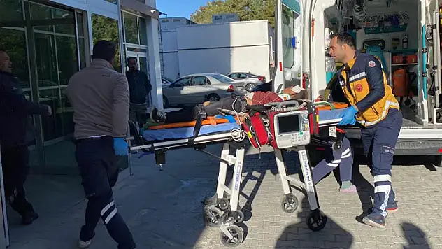 Konya'da otomobilin çarptığı çocuk yaralandı
