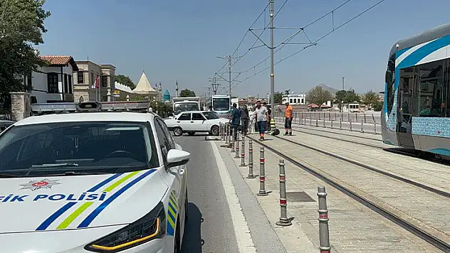 Konya'da otomobille çarpışan motosikletin sürücüsü yaralandı