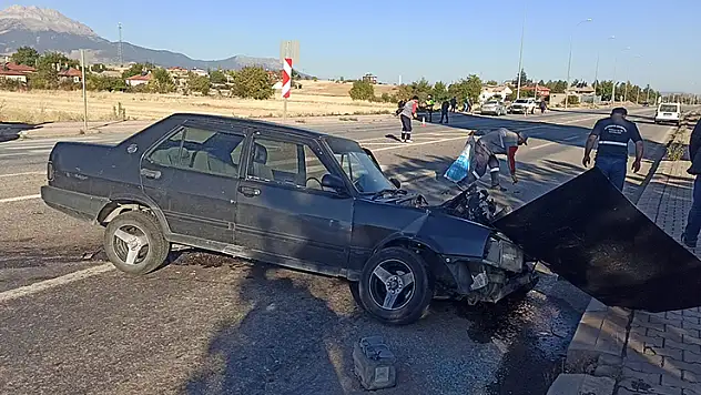 Konya'da otomobiller çarpıştı: 1 yaralı