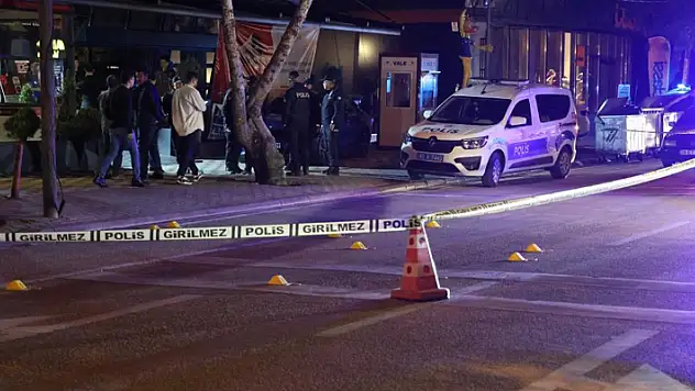 Konya'da pastaneye silahlı saldırı

