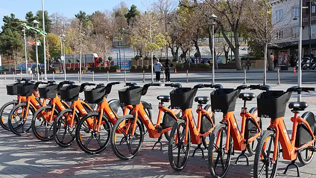 Konya'da paylaşımlı elektrikli bisiklet dönemi başladı