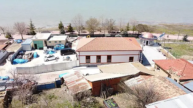 Konya'da restorasyonu tamamlanan ecdat yadigarı cami yeniden ibadete açıldı
