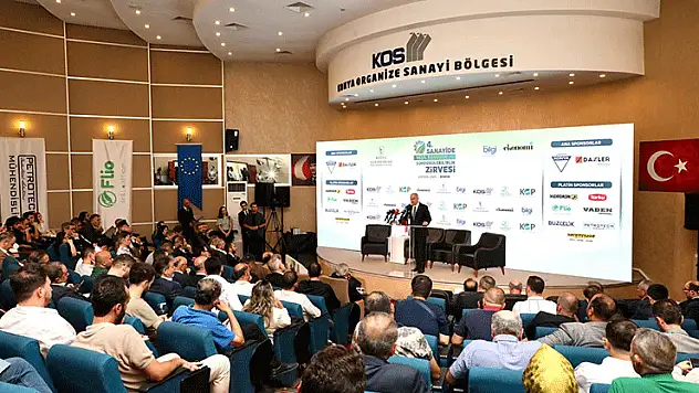 Konya'da Sanayide Yeşil Dönüşüm ve Sürdürülebilirlik Zirvesi yapıldı