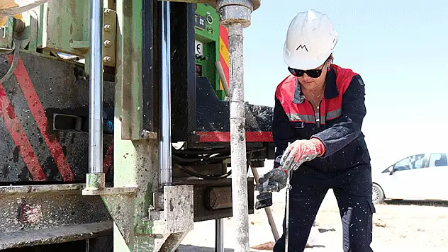 Konya'da 'sen yapamazsın' dediler inat etti, sondör oldu