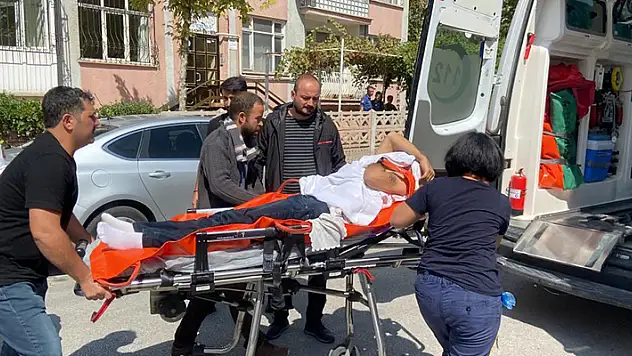 Konya'da silahını temizleyen kişi kendini vurdu
