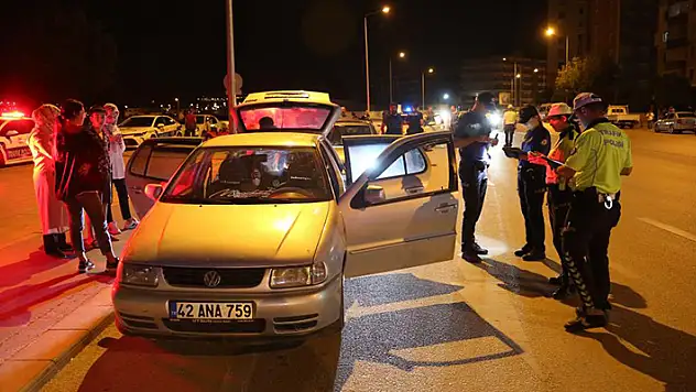 Konya'da şok uygulama: 180 polis ile 800 kişi kontrol edildi
