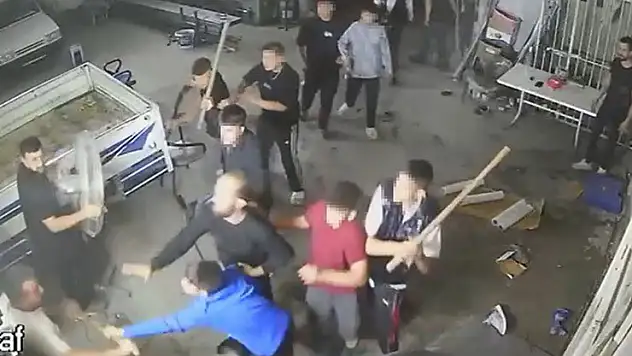 Konya'da sopa, kürek ve av tüfekli meydan savaşını andıran kavga kamerada
