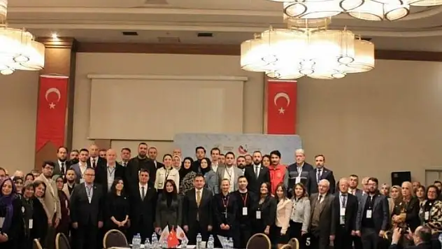 Konya'da STK'ların kamu hizmetlerindeki rolü masaya yatırıldı
