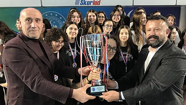 Konya'da Sualtı Hokeyi 24 Yaş Altı, 17 Yaş ve Altı Türkiye Şampiyonası sona erdi