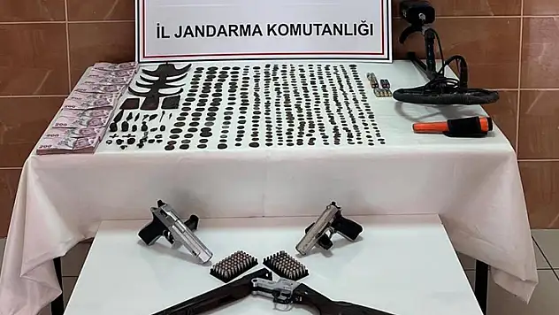 Konya'da tarihi eser operasyonunda 3 kişi yakalandı