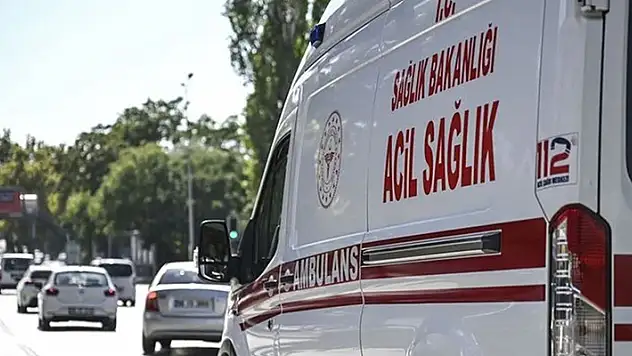 Konya'da tarım aracının su kanalına devrilmesi sonucu 1 kişi öldü, 2 kişi yaralandı