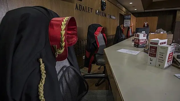 Konya'da tartıştığı erkek arkadaşını öldüren kadına 13 yıl 4 ay hapis
