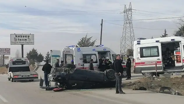 Konya'da ters dönen otomobilin sürücüsü yaralandı